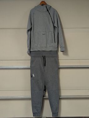 Tuxy Men's The Tuxy Suit Gray One Piece Sweatsuit